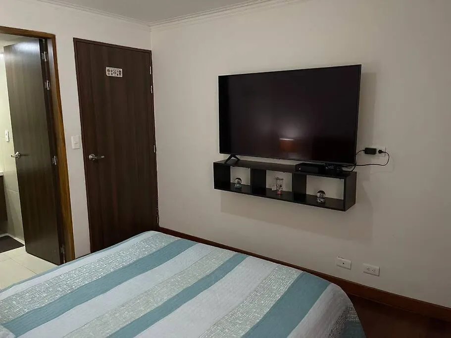 Hermoso apartamento en el barrio el poblado de medellin, exclusivo y elegante